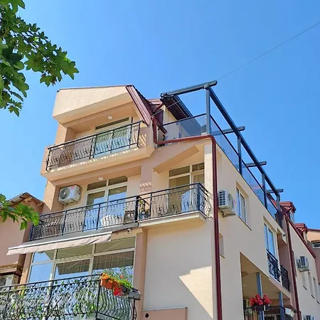 Sara Apartment
